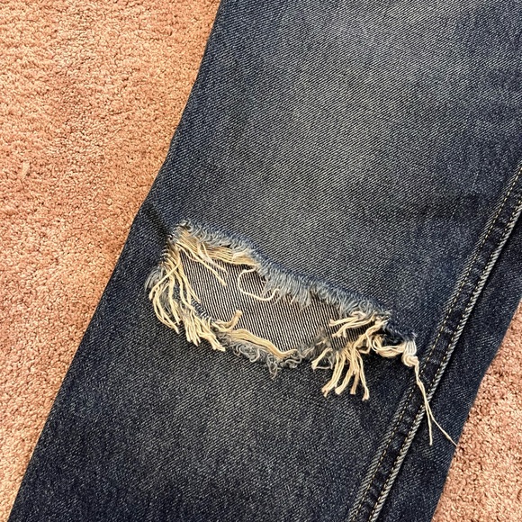 Like New Everlane Cheeky Straight Jean - Picture 7 of 7